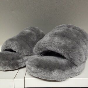 UGGS Cozy Gray Fuzzy Slippers